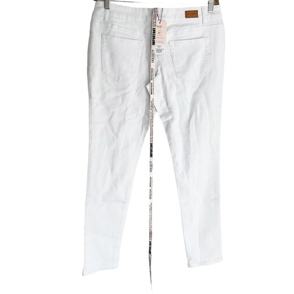 House of CB London Siran Straight Jeans Distressed White Size 34 / 10-12 NWT - Picture 4 of 9